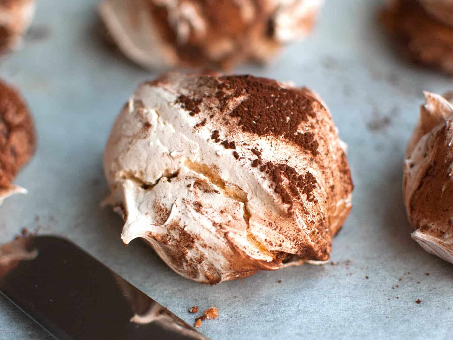 Chocolate cinnamon swirl meringues