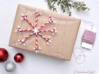 Paper straw snowflake 200x150 12 DIY Ideas for Neatly Wrapped Gifts