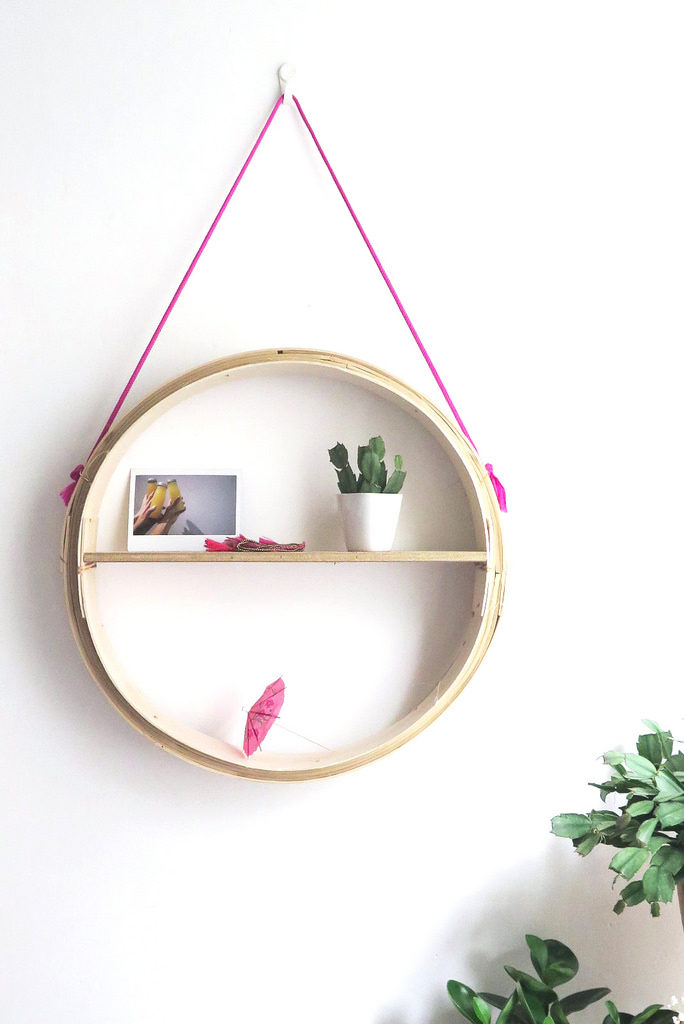 Basket hanging shelf