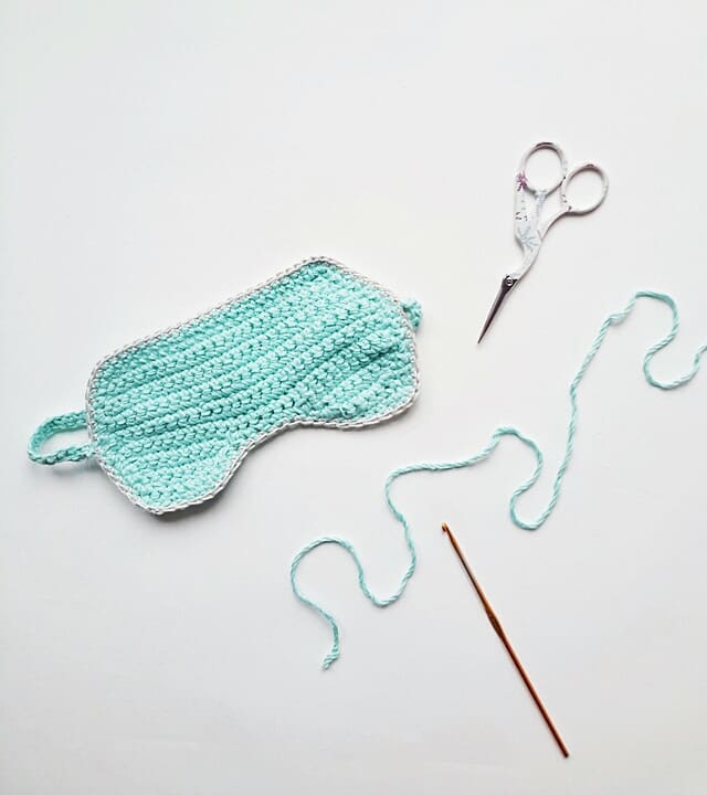 Crochet sleeping mask