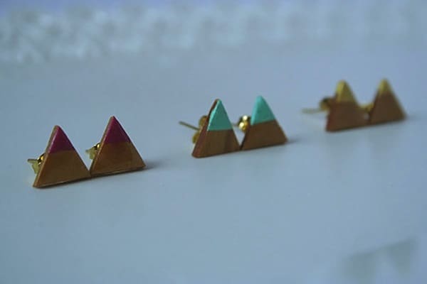 Triangle studs