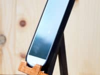  Hello, It’s Me: Unique and Practical DIY Phone Stands 