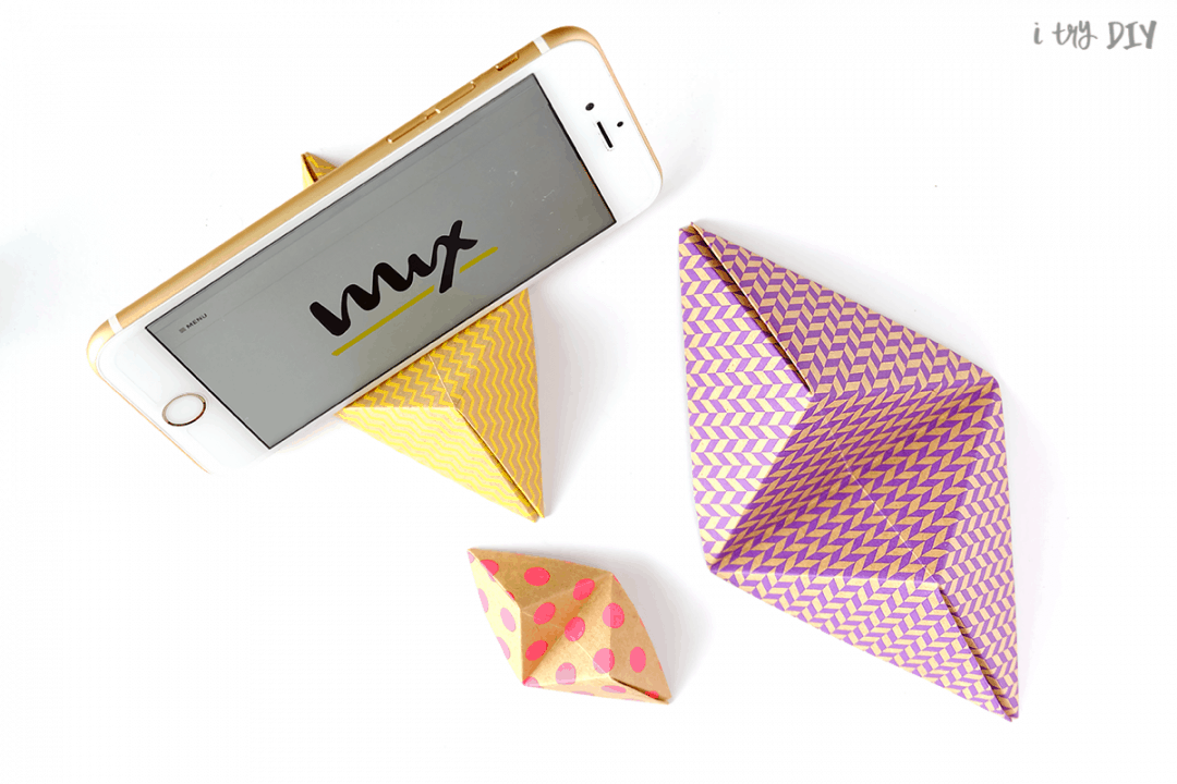 Origami phone stand