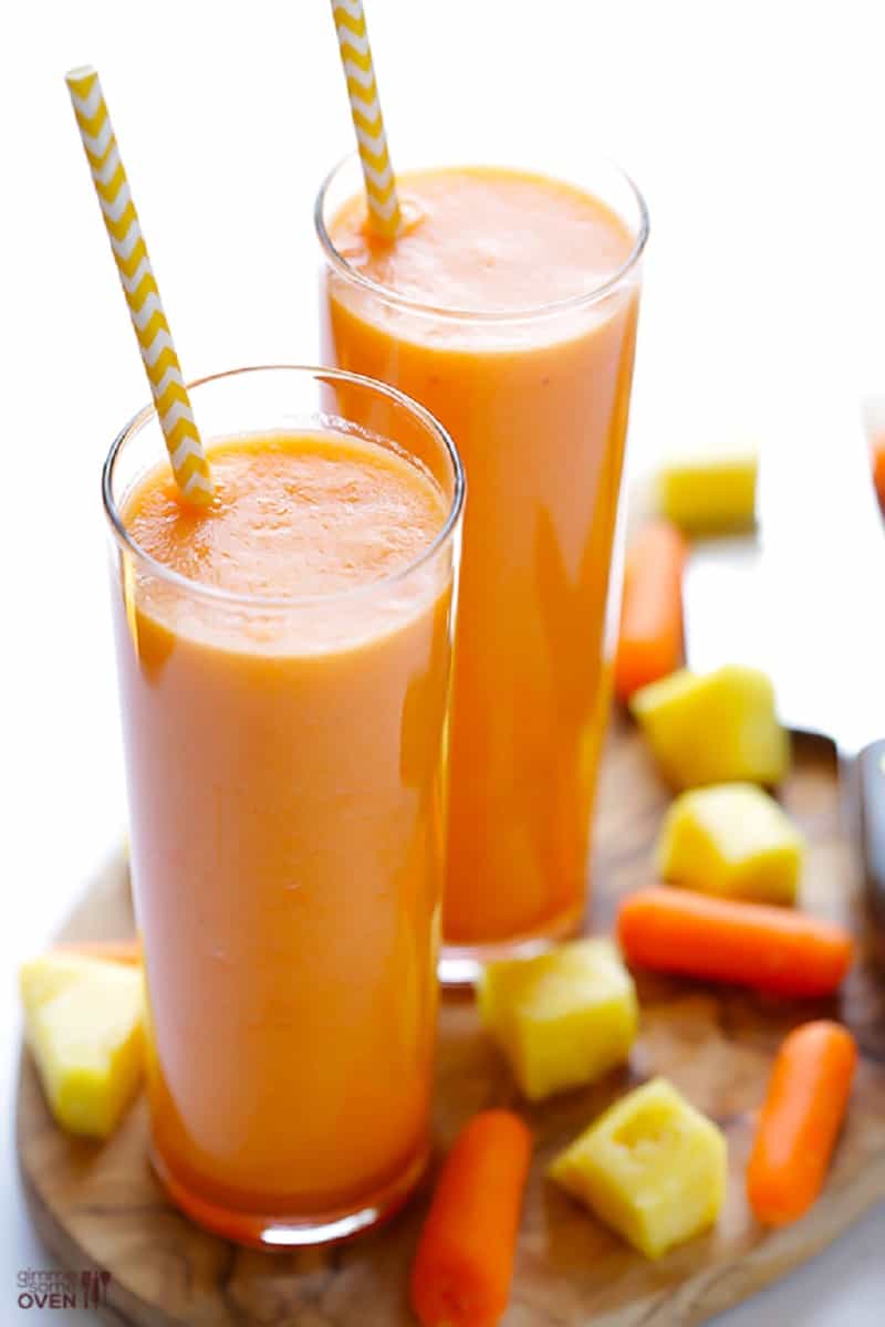 Carrot pineapple smoothie