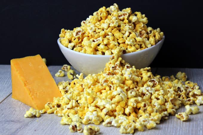 Cheddar cheese popcorn