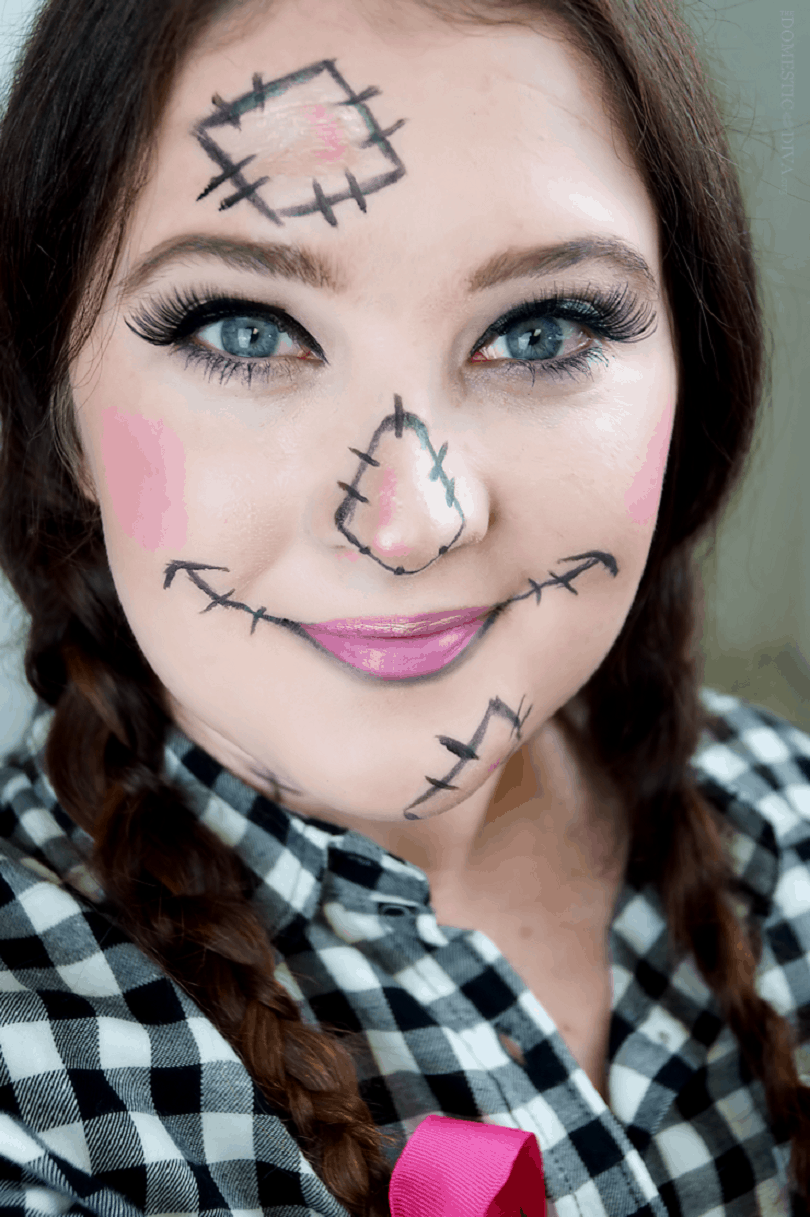 Scarecrow stitch lipstick