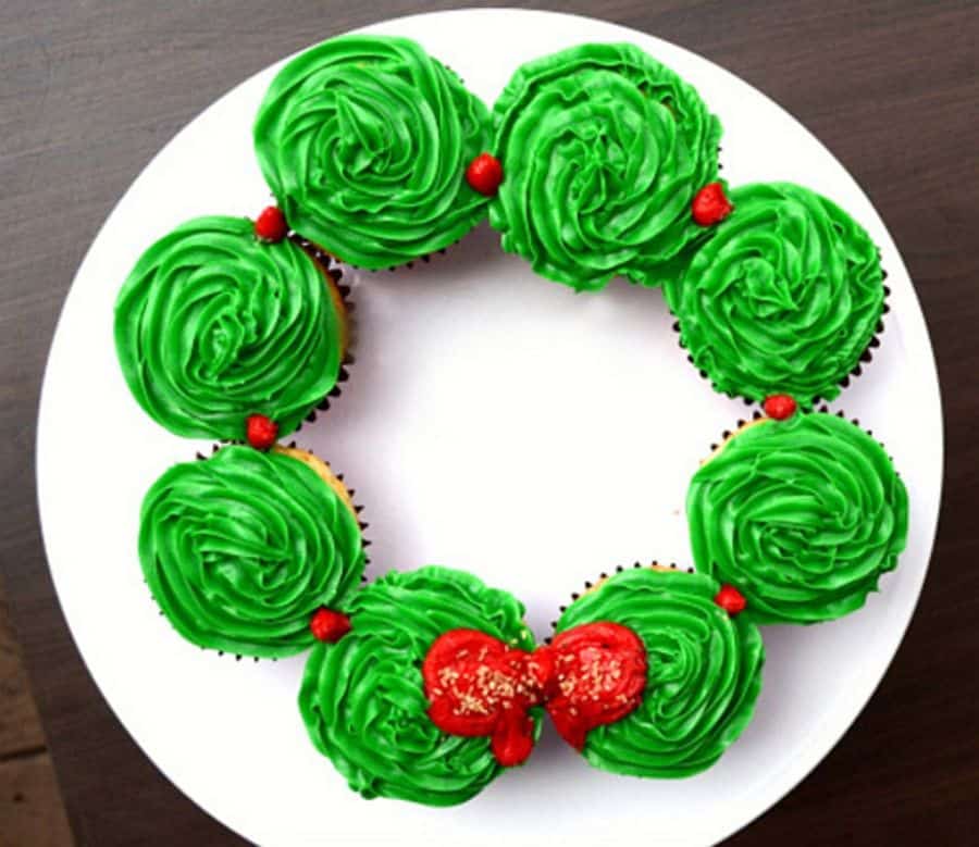 DIY Cupcake wreath