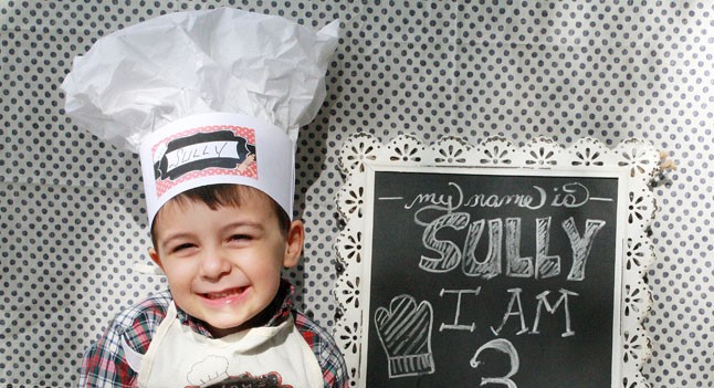 Paper chef hats