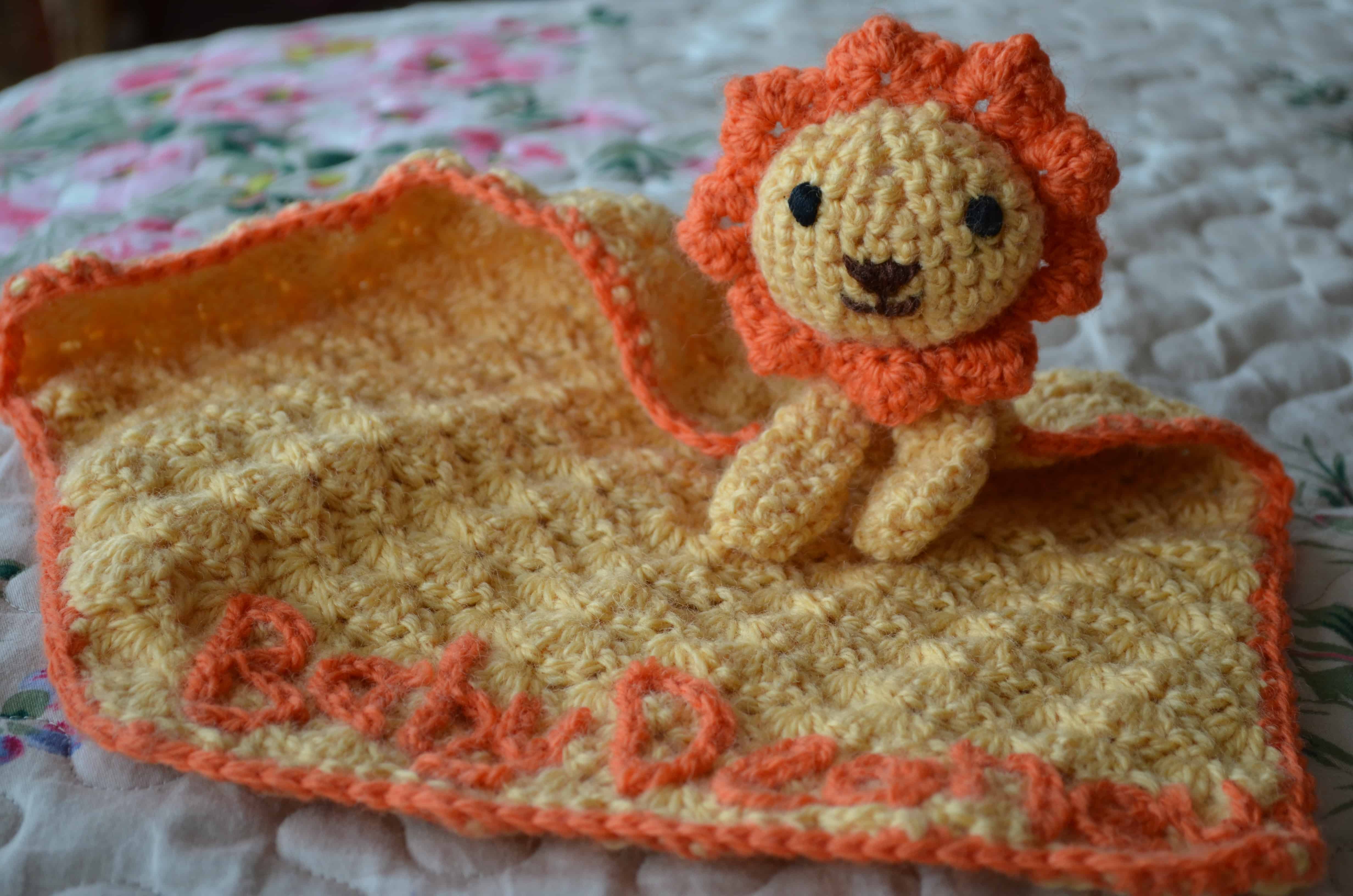 Tiny crochet lion