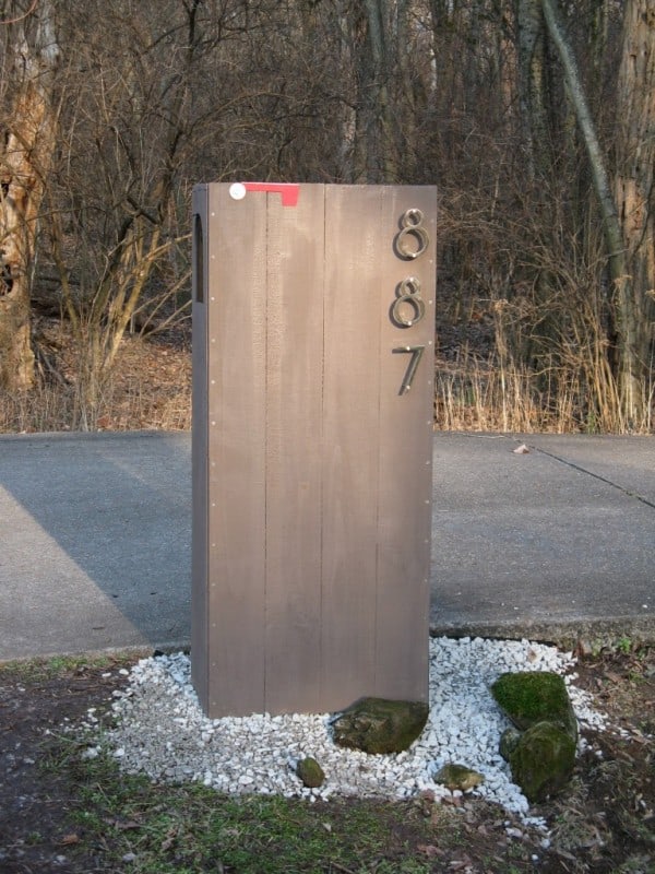 Super modern mailbox