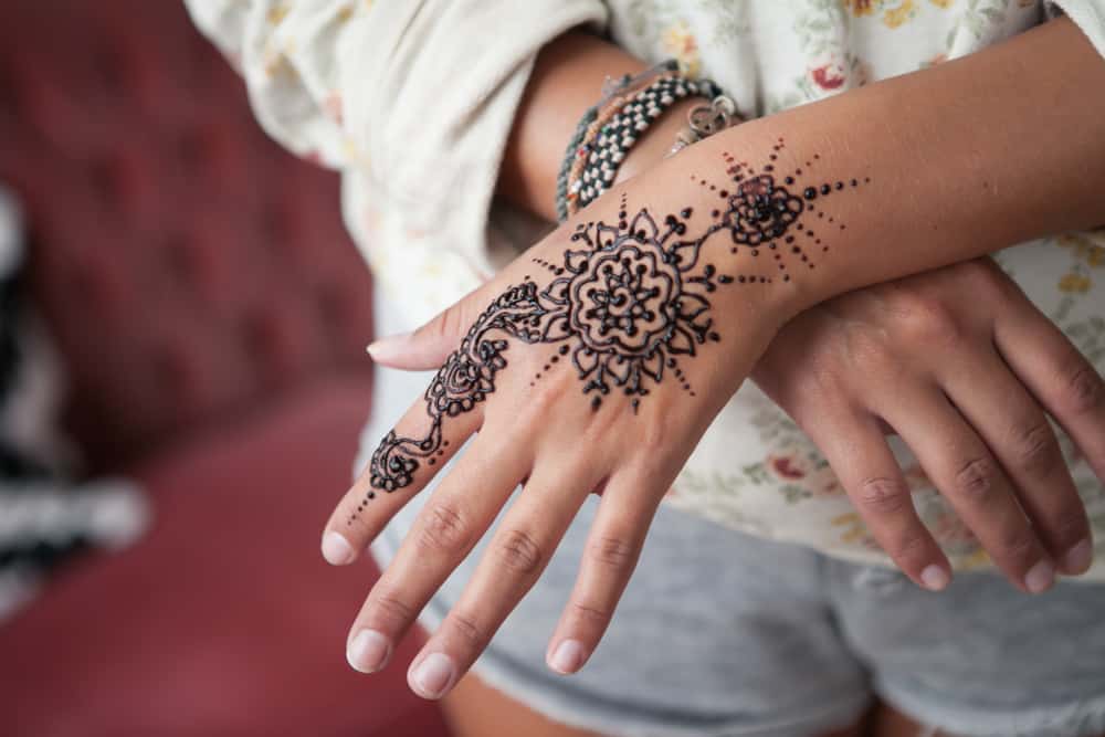 Learn 94+ about cute henna tattoos best - in.daotaonec