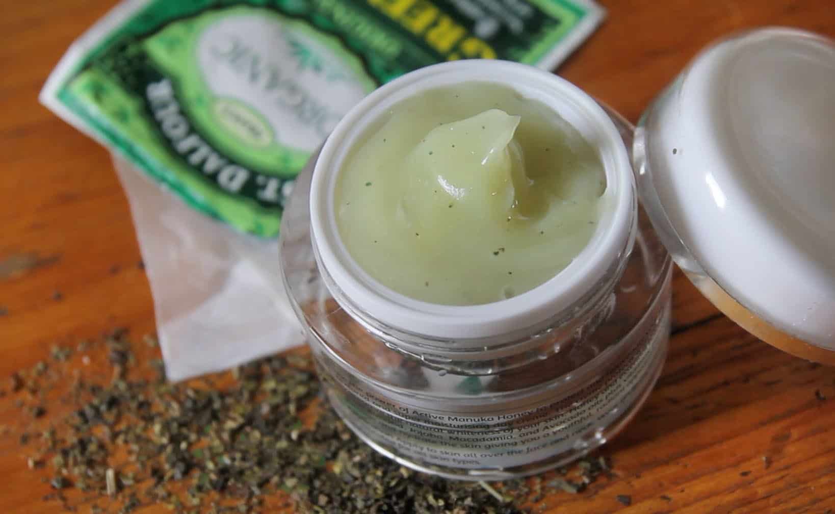DIY green tea face cream