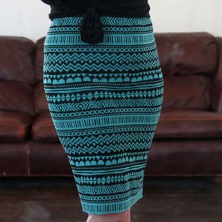 Classy Elegance: 13 DIY Pencil Skirts That Compliment Your Shape 