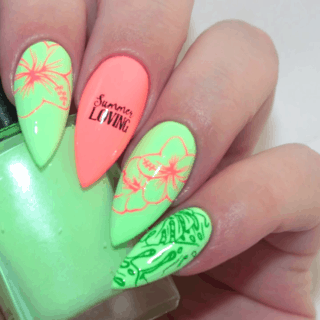 Vivid and Powerful: 12 DIY Ideas for Neon Nails