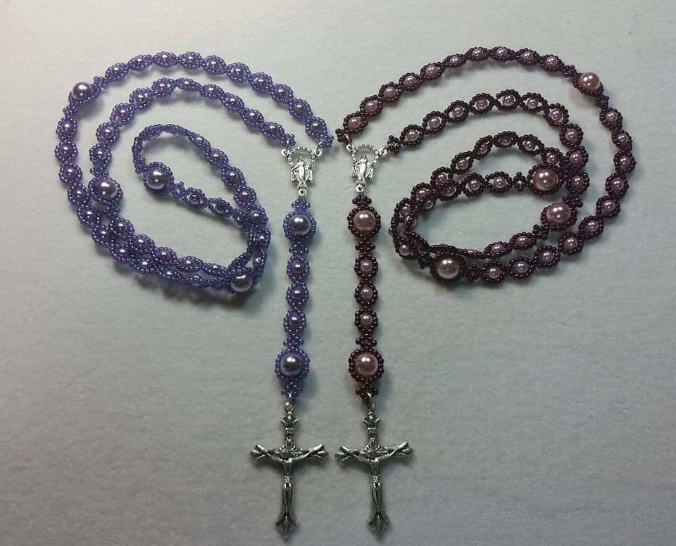 Nested handed beaded rosary chain