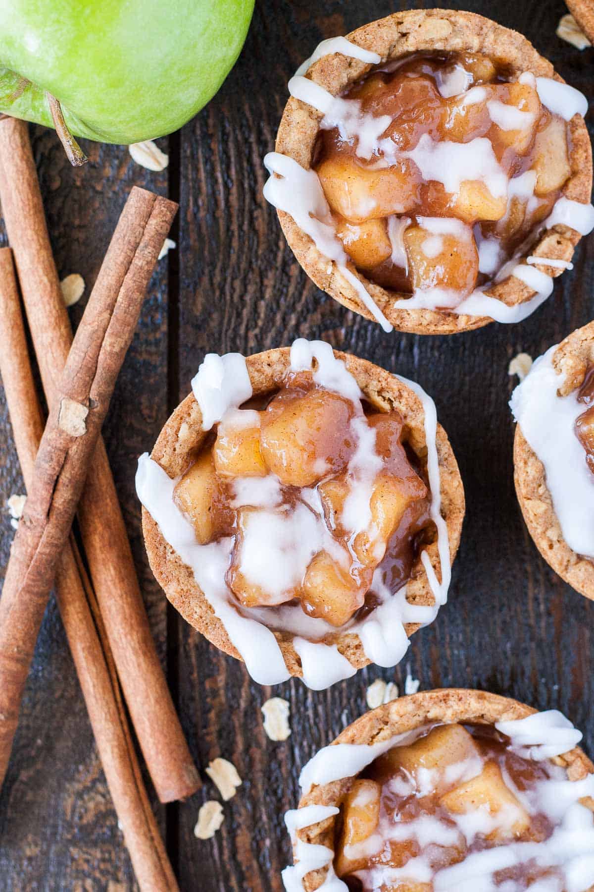 Apple cookie cups
