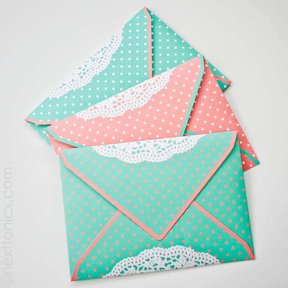 Doily envelopes