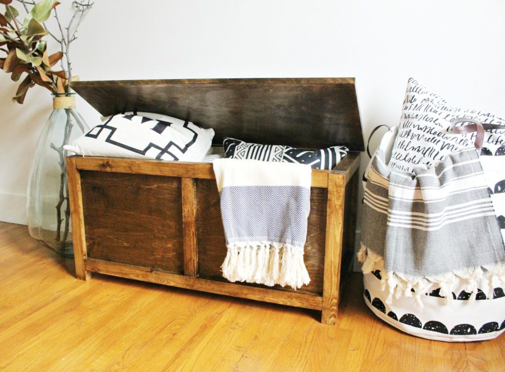The Beauty Of Functionality 10 Diy Storage Chests - Diy Storage Chest Ideas