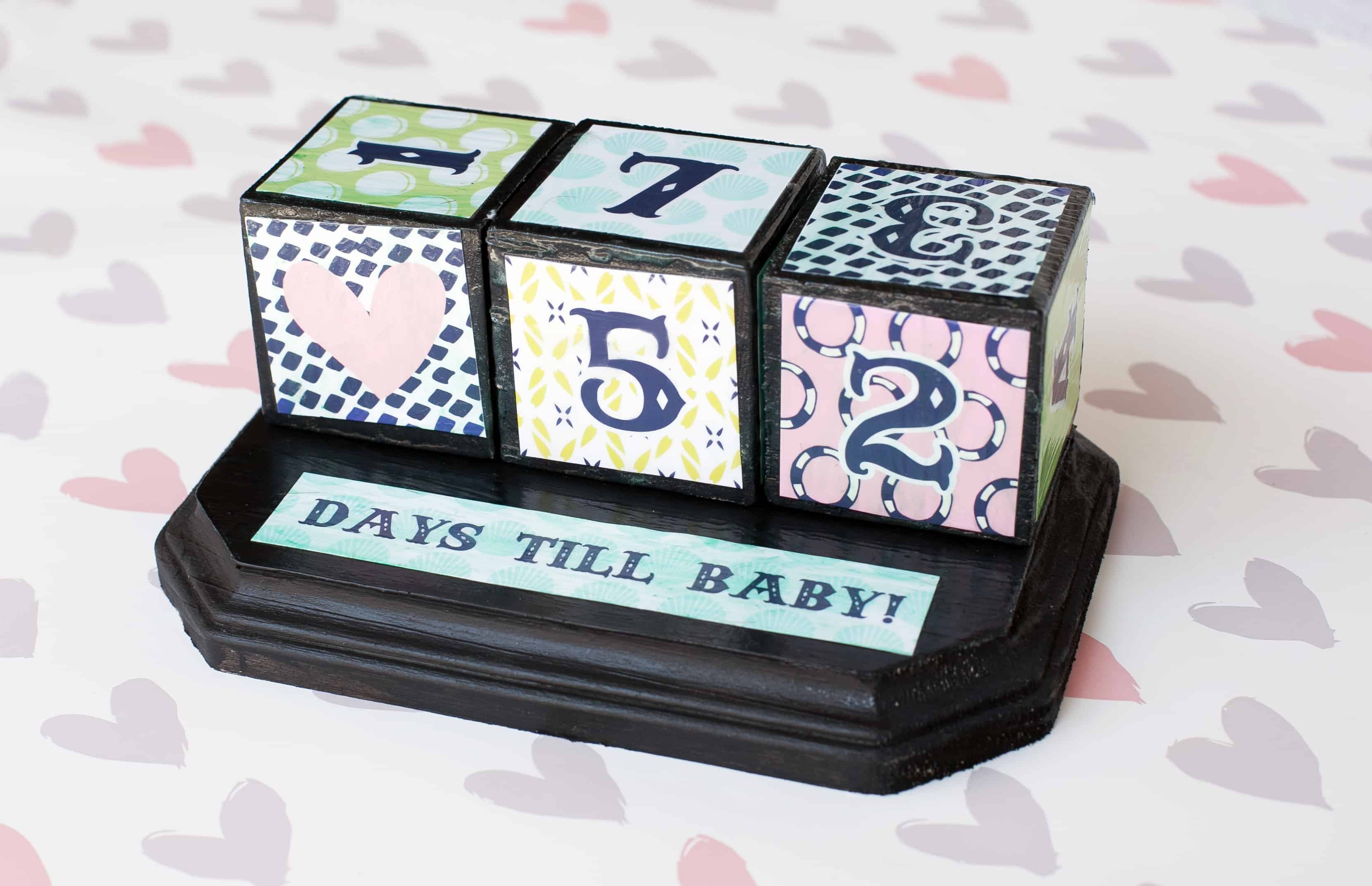 Baby countdown blocks