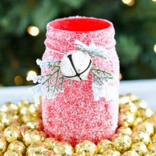 Joyful, Joyful: DIY Christmassy Mason Jars