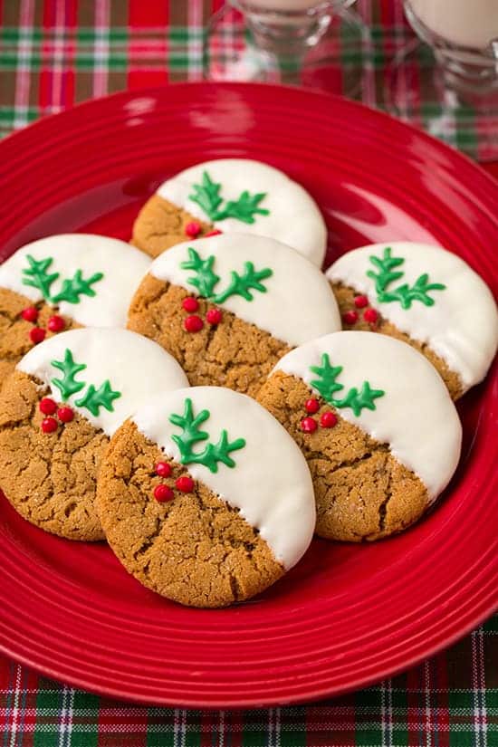 White chocolate gingerbread cookies