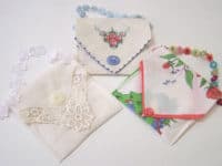 Envelope style handkerchief clutches 200x150 15 Ultra Easy Crafts Made With Handkerchiefs