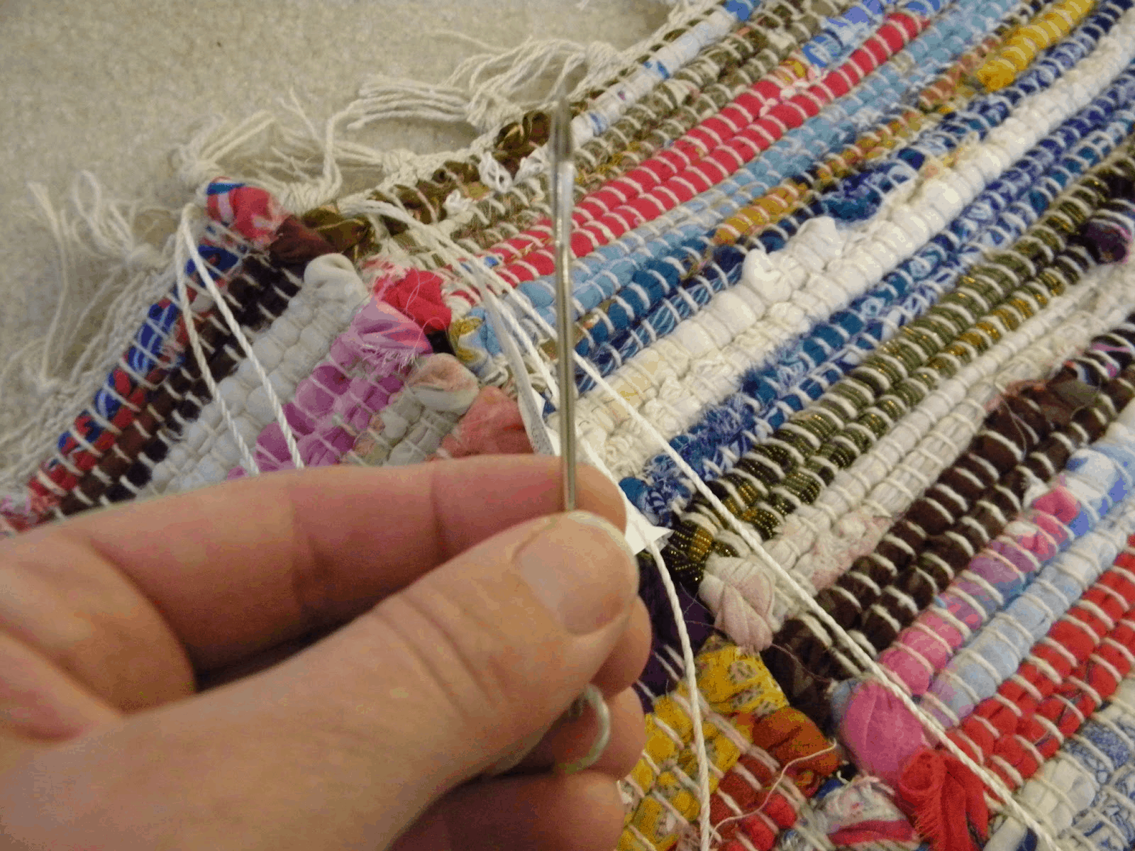 Diy Rag Rugs That Are Super Fun To Make, Denim Rag Rug Weaving Pattern