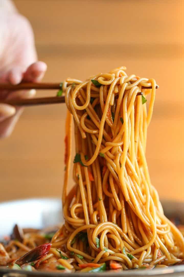 Asian garlic noodles