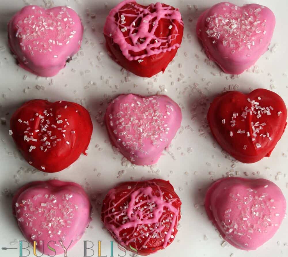 No-bake Valentine’s Day Oreo cookie cupcakes