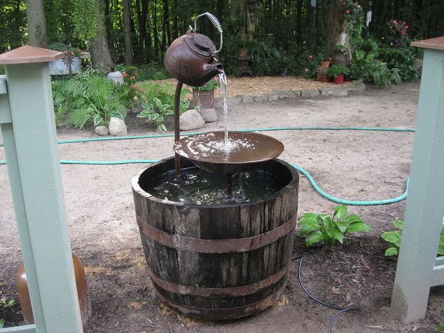 Teapot water fountain