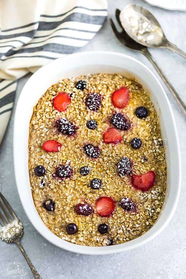Berry baked oatmeal