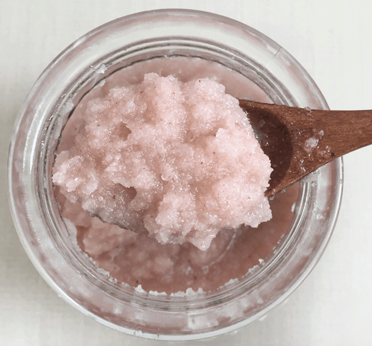 Coconut oil and himalayan salt scrub