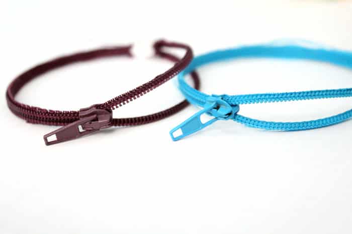 Thin zipper bracelet