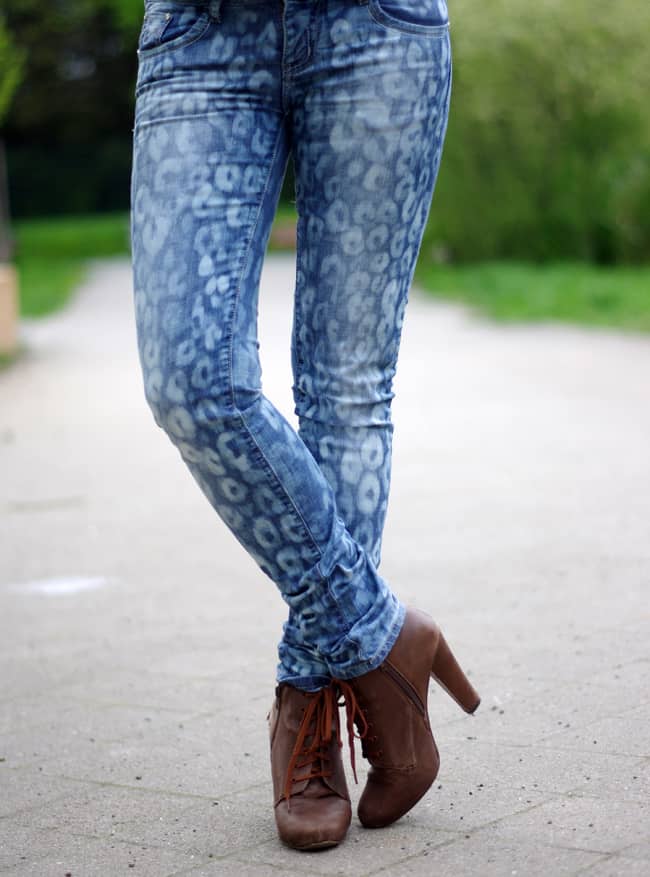 Animal print jeans