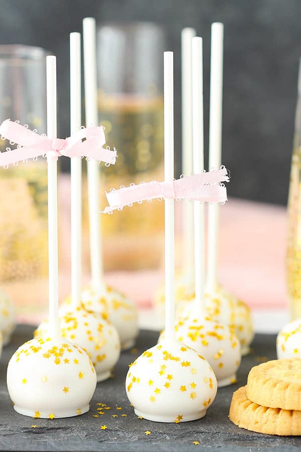 Champagne cookie pops