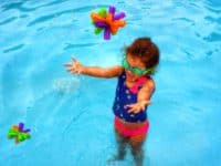 Wet water sponge toys 200x150 Fun Time: 15 DIY Pool Toys and water games for Spring and Summer