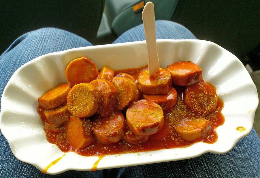 Curry ketchup sausages