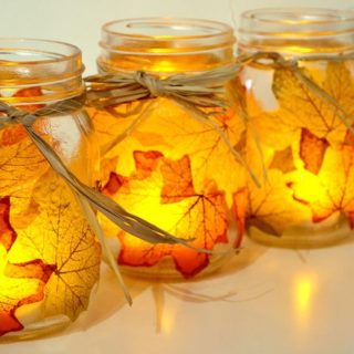 15 Beautiful Fall Leaf Crafts to Try