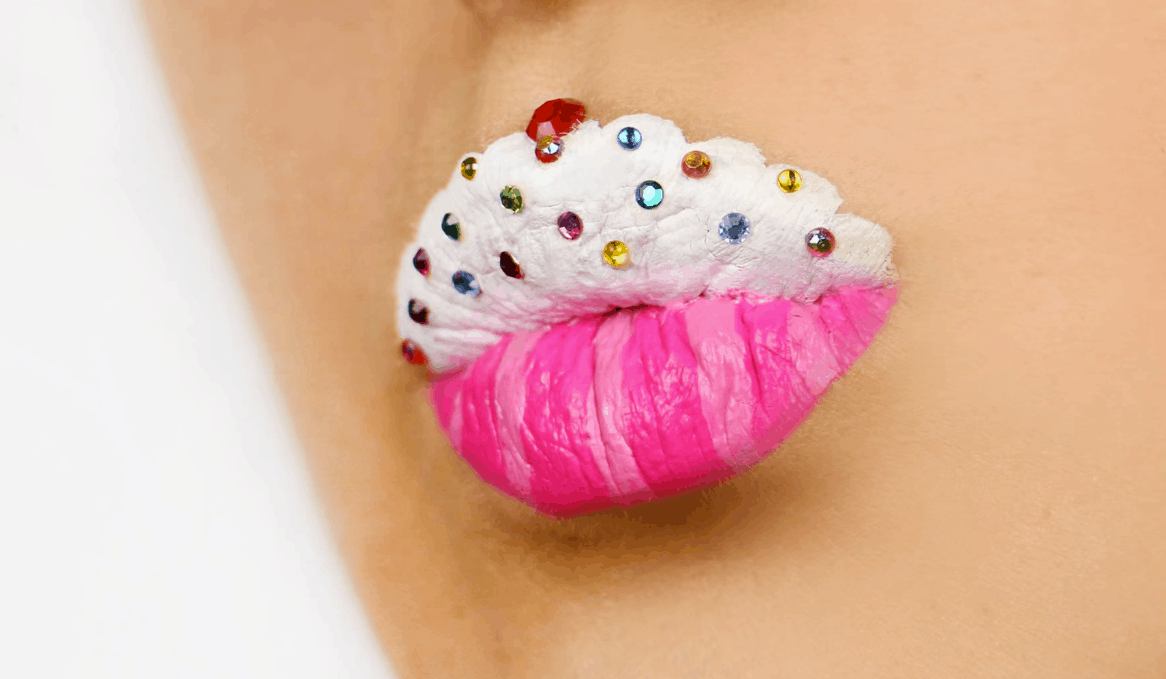 Bedazzled cupcake lips