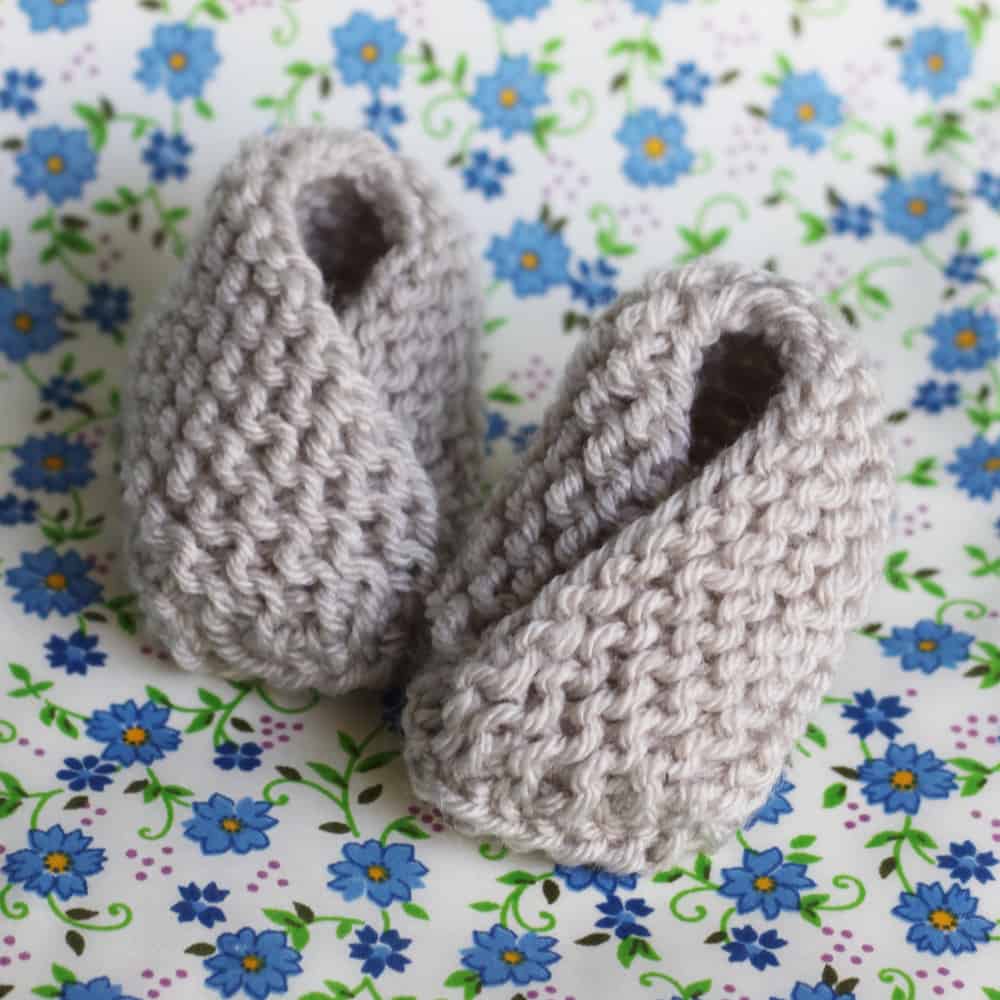 15 Cute Knitted Baby Booties Patterns for Fall
