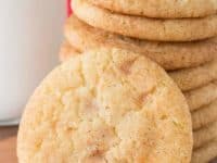 Browned butter snickerdoodles with toffee 200x150 Delicious Cookie Treats: 15 Homemade Snickerdoodle Recipes