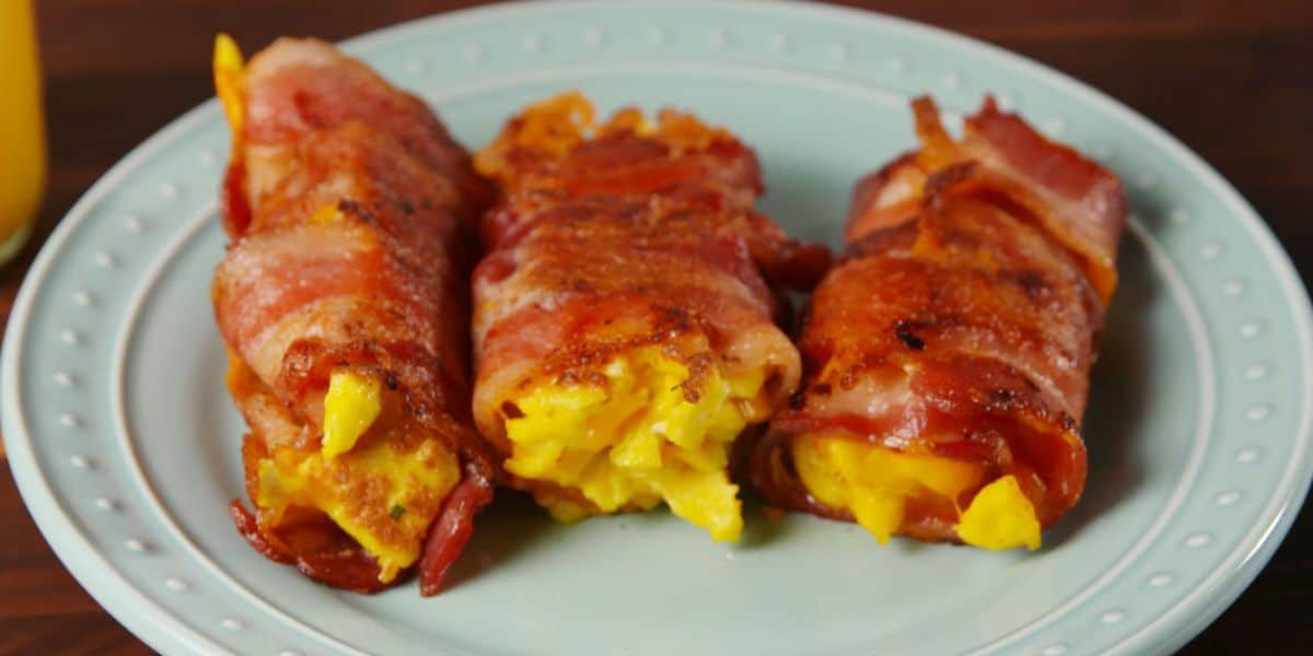 Bacon, egg, and cheese roll-ups
