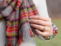 Staying Warm and Stylish: Trendy DIY No-Sew Scarves