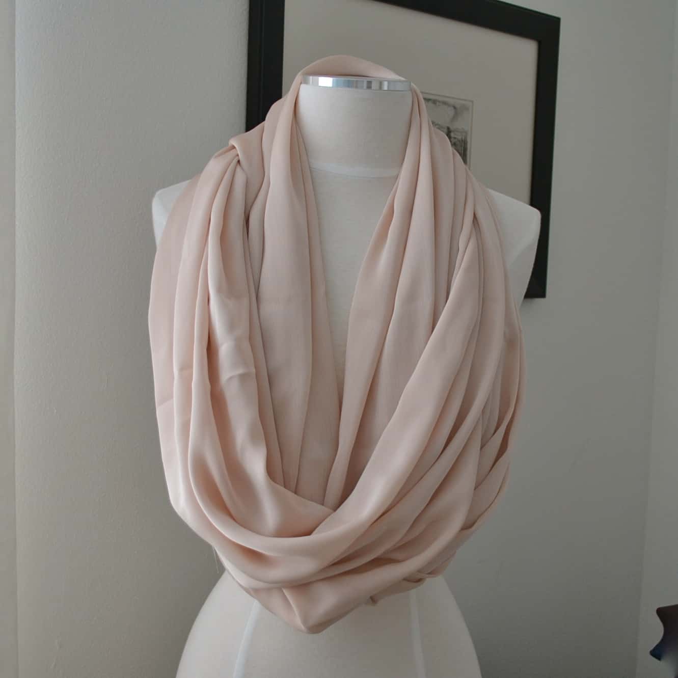 Simple no-sew infinity scarf