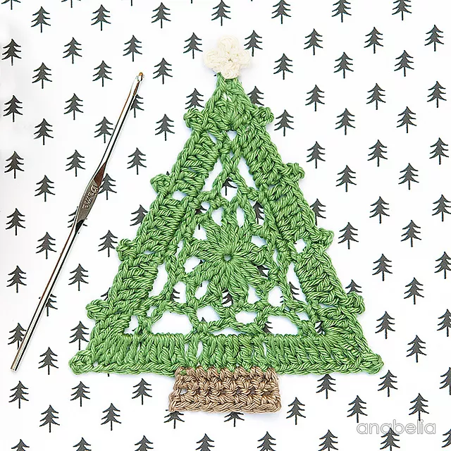 Christmas tree crochet motif