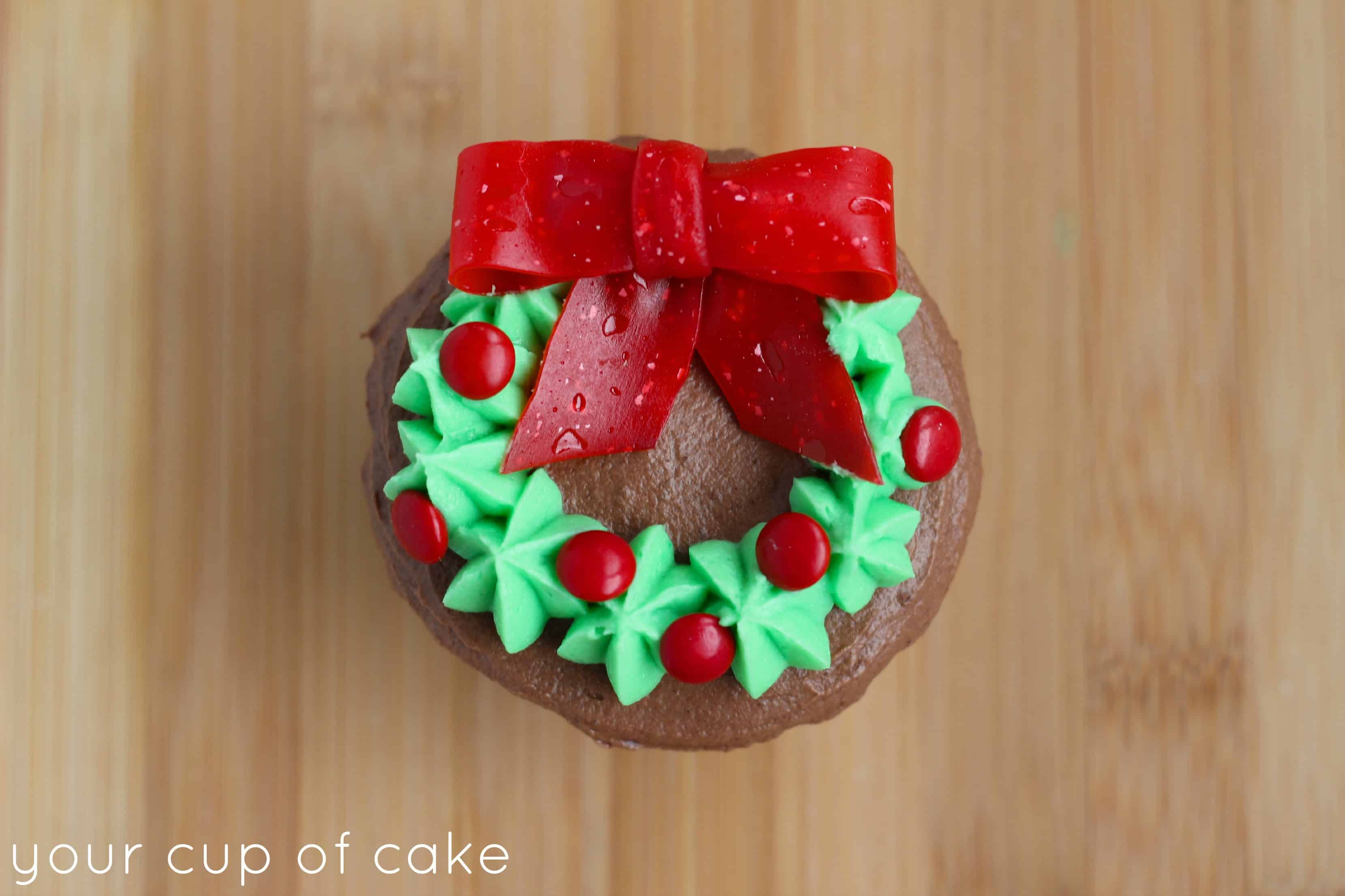 Christmas wreath cupcake