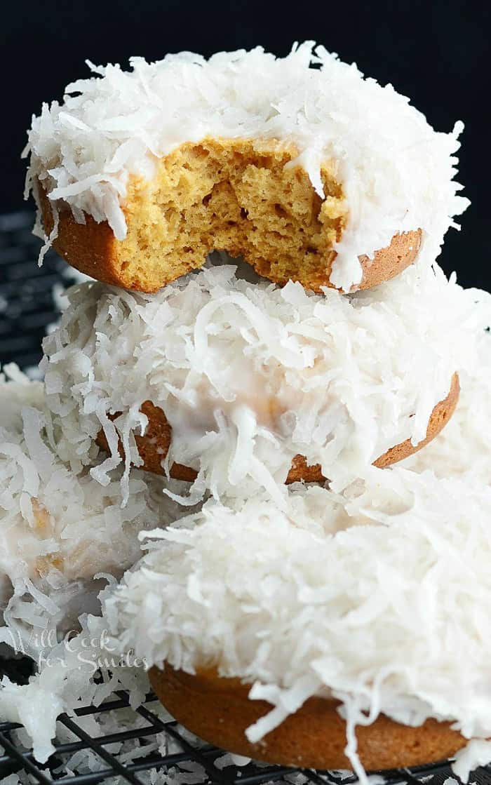 Coconut cake donuts
