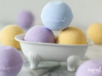Rejuvenate Your Senses with these Spa-Inspired DIY Bath Bombs