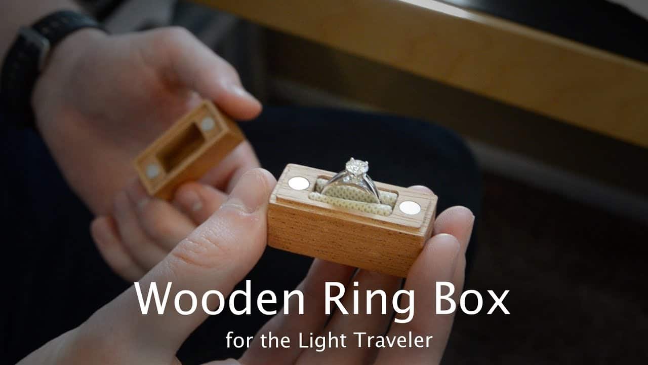Skinny wooden and megnatic ring box
