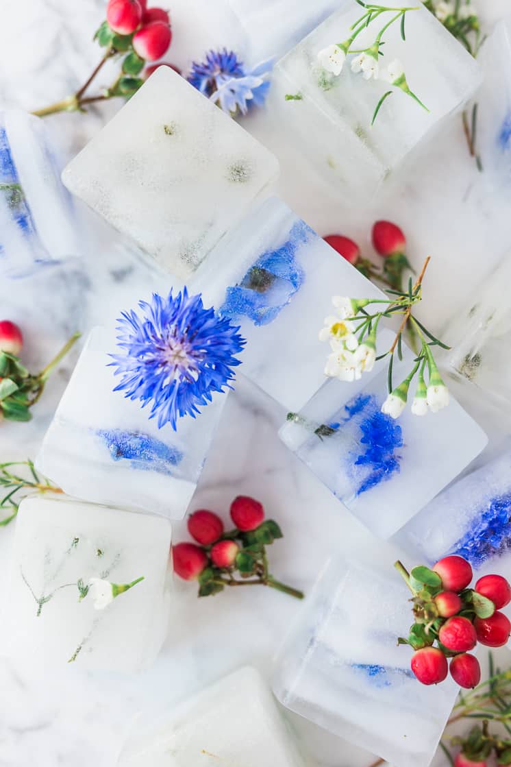 Make flower ice cubes